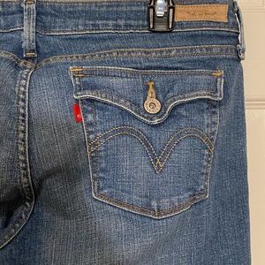 545 Low Boot Cut Levi’s